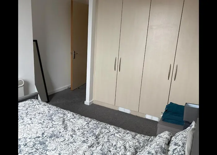 2 Bed 2 Bath Apartment,500 Meter's From Deansgate Close To Ao Arena Manchester