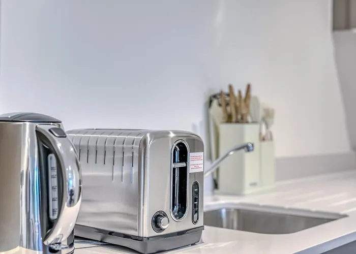 Appartamento 2-br Near Salford Royal - & Town Centre View - 1 Minute To Train & Tram Station - Sleeps 6 Manchester