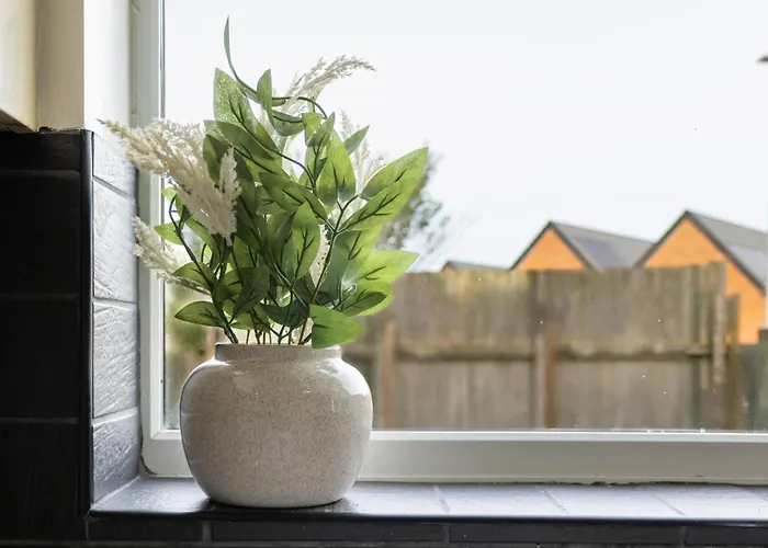 Free Parking, Large House For Contractors & Families, Sleeps 6, 15mins To Centre * Mánchester