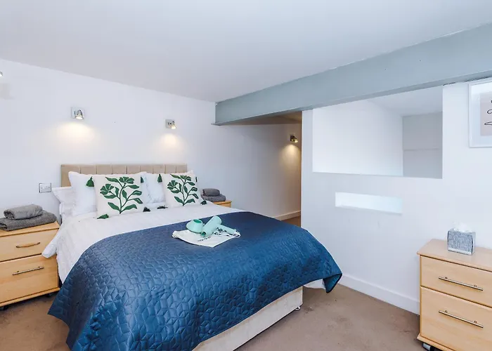 Apartman Modern 2br Flat For 4 Full Kitchen