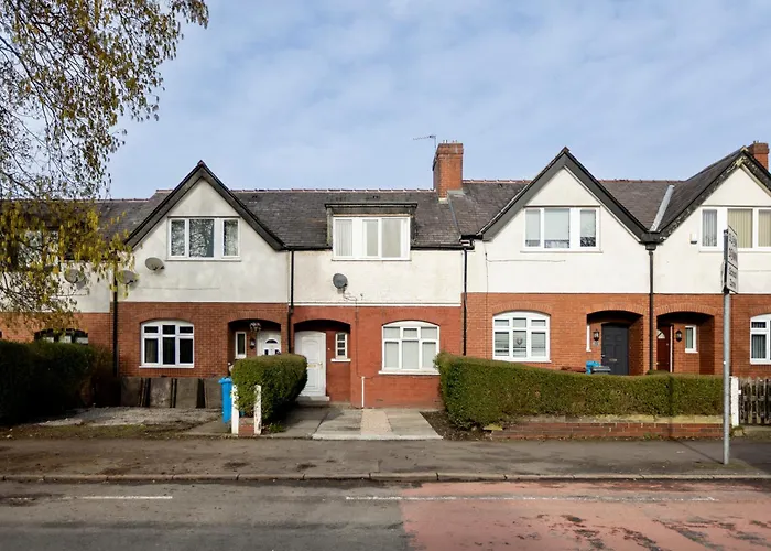 Free Parking, Large House For Contractors & Families, Sleeps 6, 15mins To Centre * Mánchester