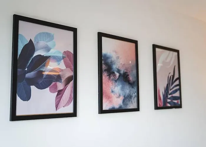 The Interchange - 2-bed - Brand New - アパート