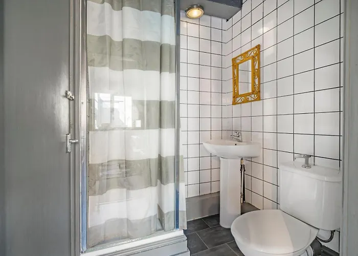 Guestready - Rose And Monkey Hotel *