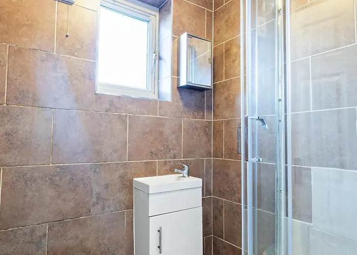 בית נופש Comfy Bedroom Getaway מנצ'סטר