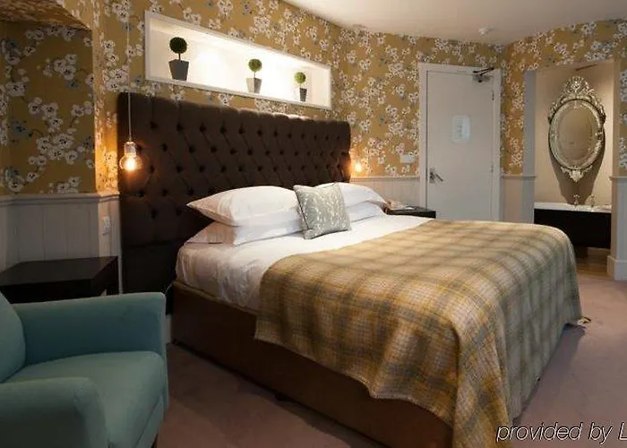 Eleven Didsbury Park 4*