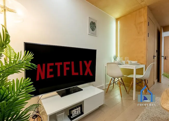 Duplex - Balcony - Roof Terrace - Parking 맨체스터