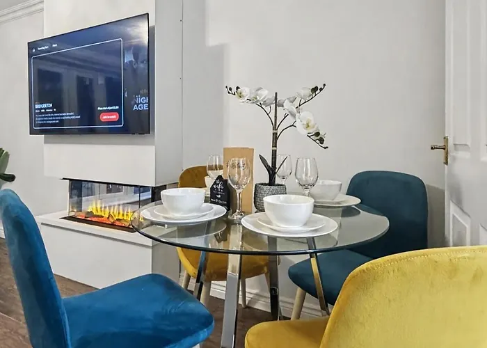 Casa vacanze Entire Sleeps 5 Guest 5 Mins Frommcr