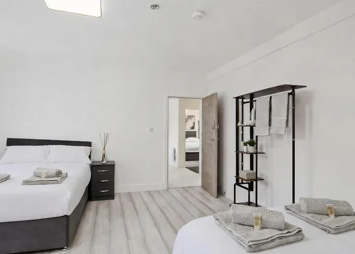 Dom wakacyjny Spacious 5br House Near Centre *