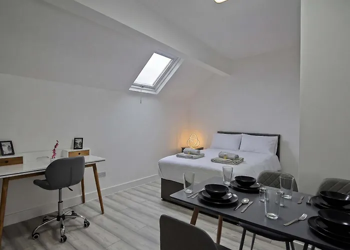 Spacious 5br House Near Centre * Manchester