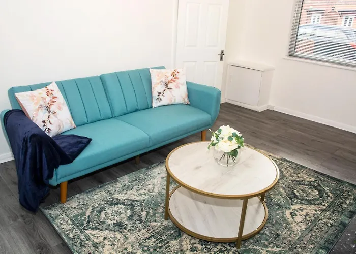 Dom wakacyjny 3 Bed - Shefa Homes Manchester