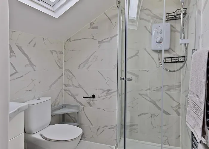 Spacious 5br House Near Centre Dom wakacyjny *