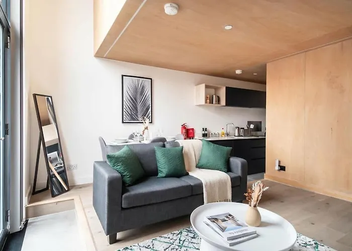 Modern And Quirky 2 Bed Flat In 아파트