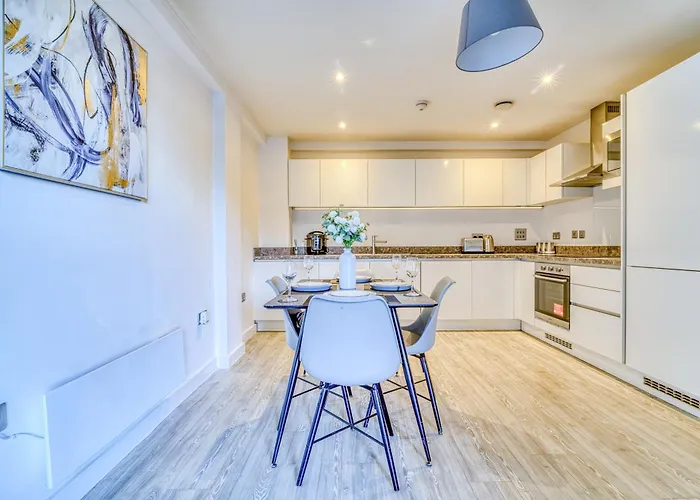 Apartament Executive With Sleek Modern Aesthetic