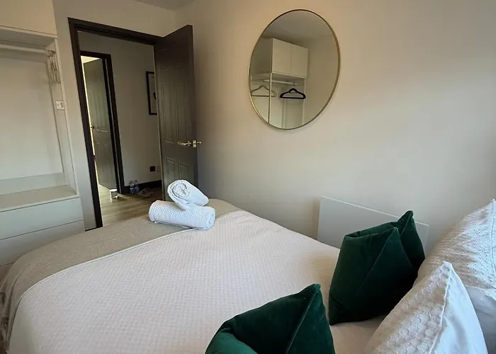 Luxury 2 Bed Mcr Centre - Free Parking