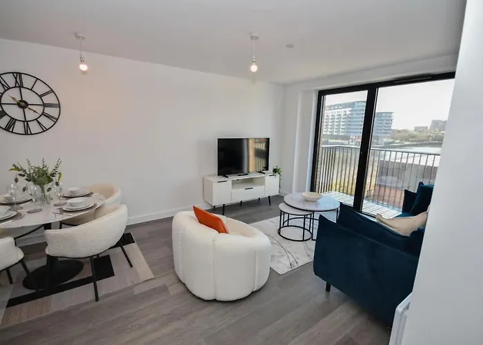 Apartment Modern 2 Bedroom In W Balcony Manchester