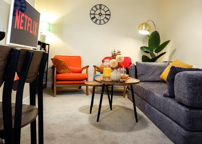 Near Uni And Hospital - Long - Fast Wi-fi - 15 Mins To Apartamento Mánchester