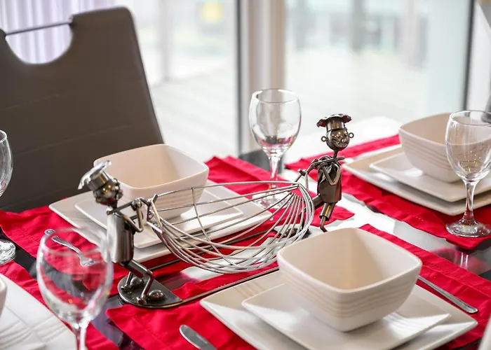 Waterfront Panorama - 2br + Balcony, Near Stadium Apartman