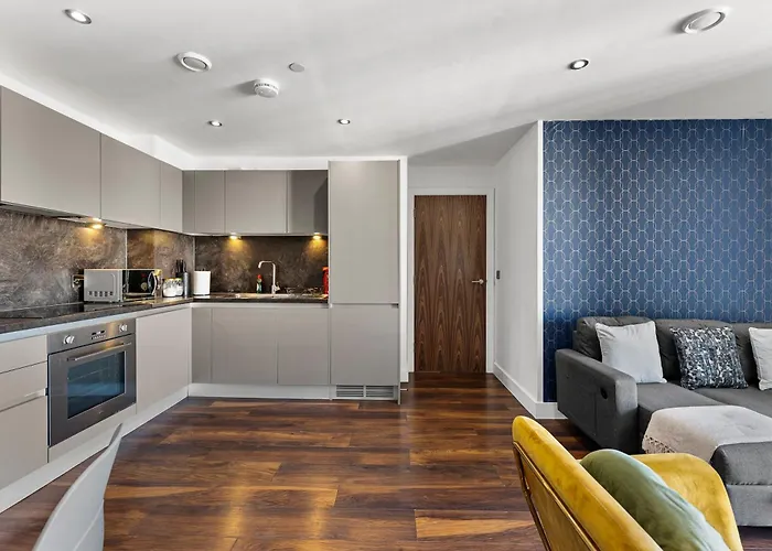 Lovely Abode - Amazing Views Apartment