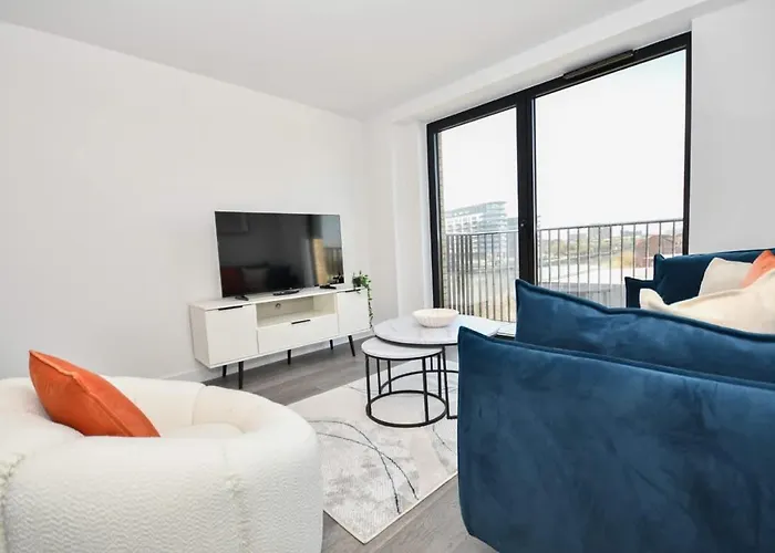 Apartment Modern 2 Bedroom In W Balcony *