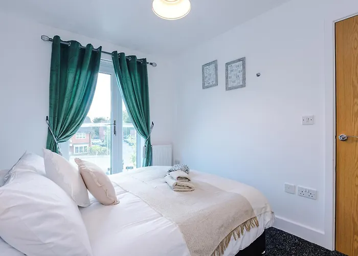 Lägenhet Salford 4 Bed House - Free Parking - Sleeps 7