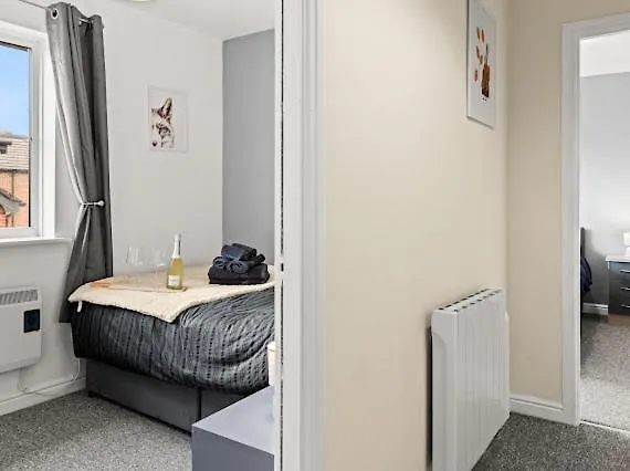 Arosa Escape- Modern2 Bed Suite,sleeps 5,free Parking,ps4,kingbed,wifi,near Christies Apartamento