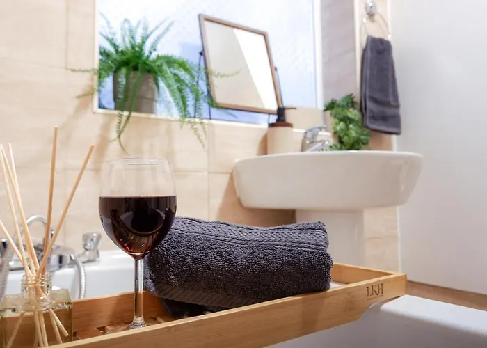 Near Uni And Hospital - Long - Fast Wi-fi - 15 Mins To * Mánchester