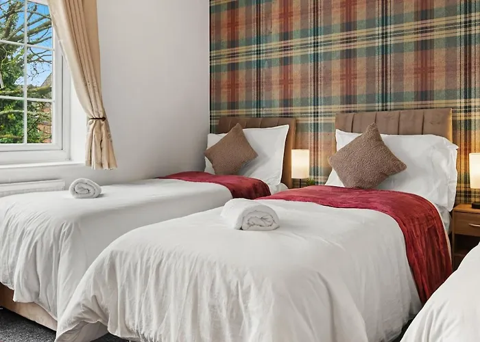 Modern 4 Bedroom House For 9 Guests With Free Parking By The Cosy Corner Nationwide * 曼彻斯特