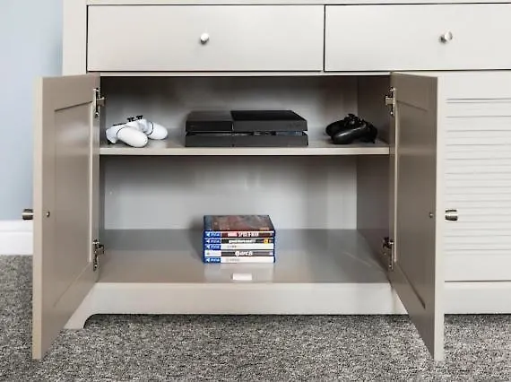 Arosa Escape- Modern2 Bed Suite,sleeps 5,free Parking,ps4,kingbed,wifi,near Christies *