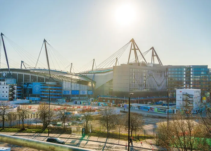 Stylish Mcr 1br Etihad Coop Live Parking *