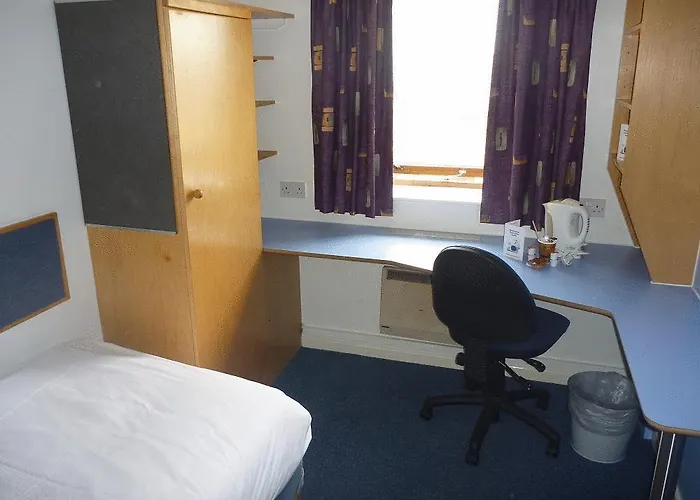 Hotel Weston Hall - Halls Of 2*