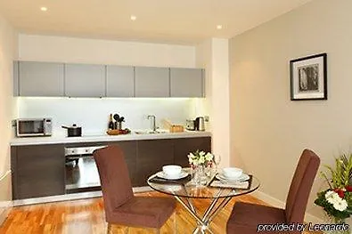 Cove Minshull Street 4*