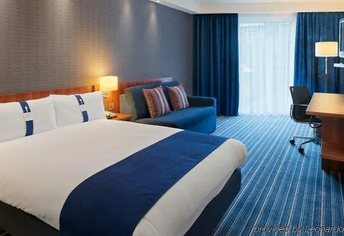 Express Centre By Ihg Hotel