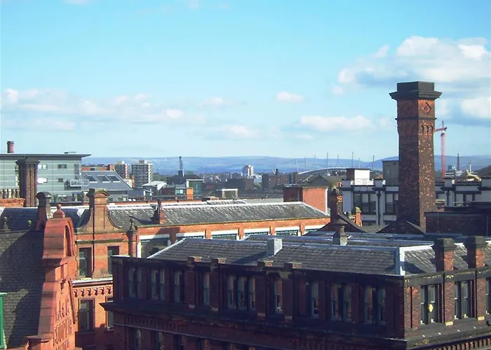 Centre With Panoramic View * Manchester