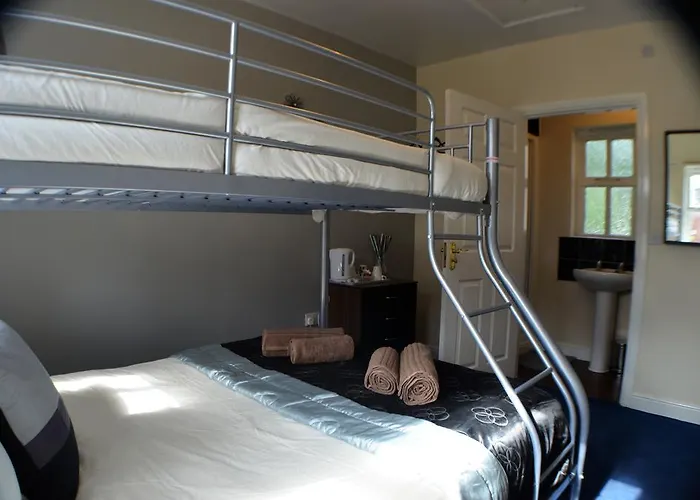 Pensión Schuster House