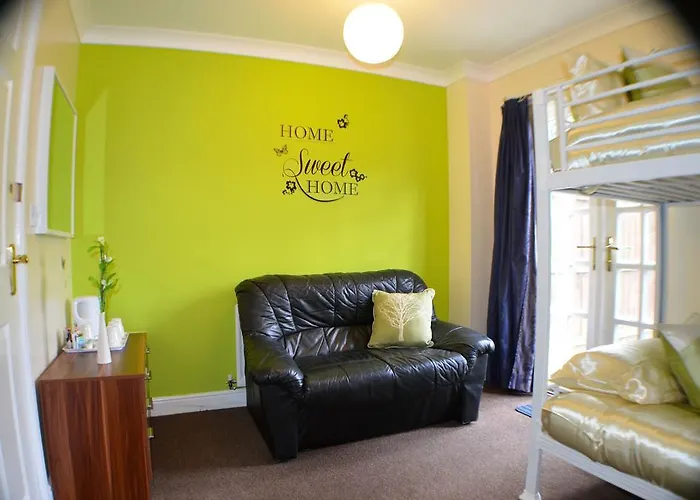 Schuster House مانشستر