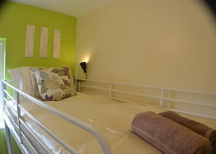 Schuster House بيت ضيافة