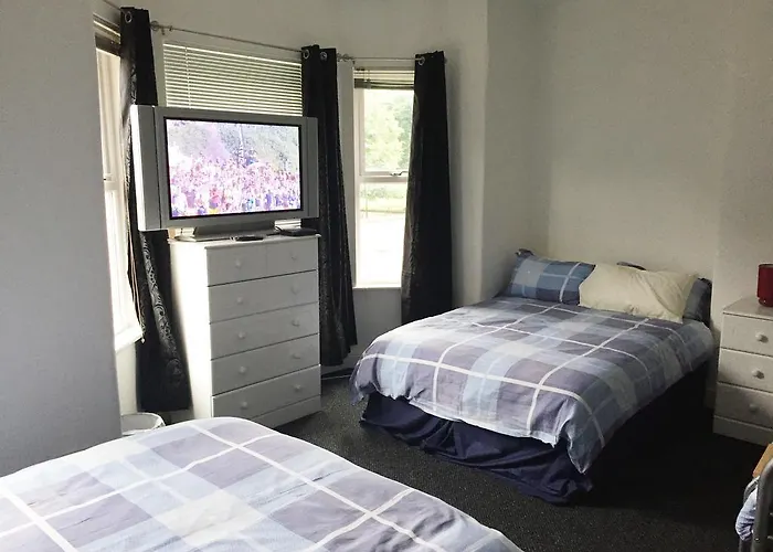 South Contractors Townhouse *