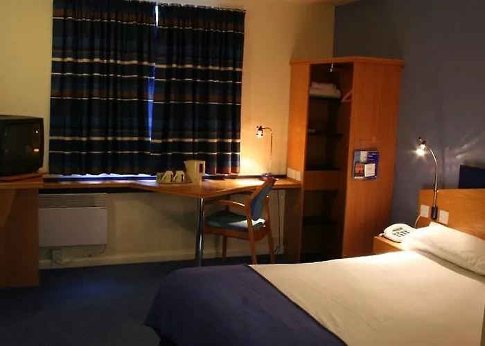 Hotel Express East By Ihg