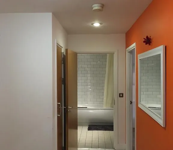 Quickspaces Heart Of The * Manchester