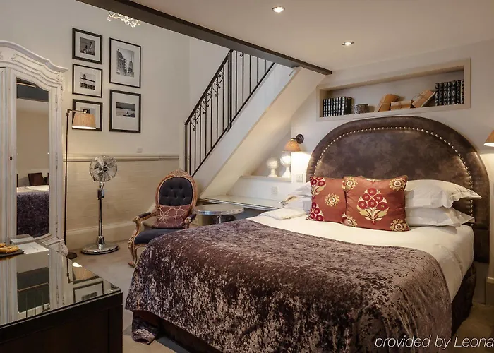 Great John Street 4*