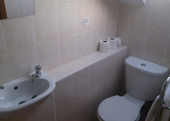 Elton Bank Hotel Manchester