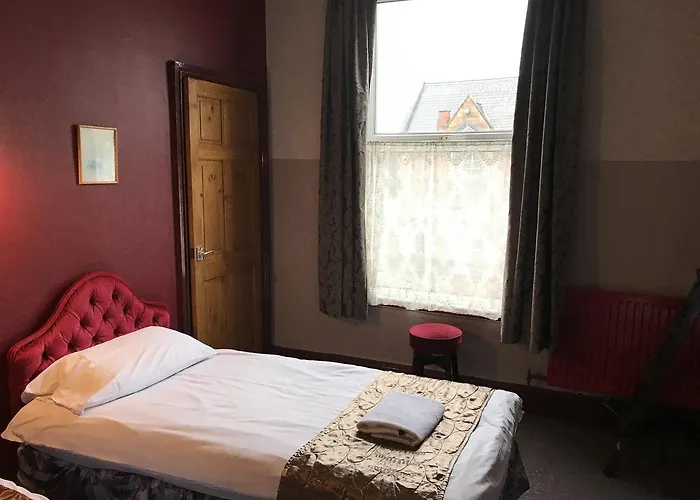 Elton Bank Manchester