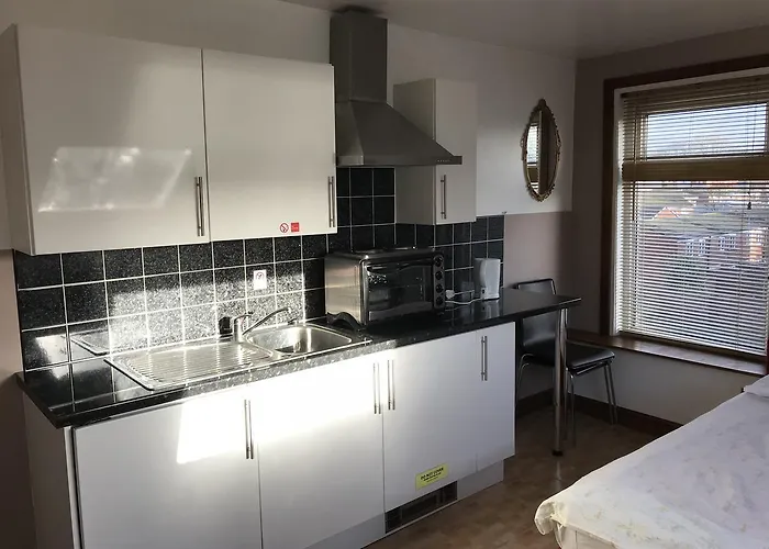 Elton Bank 3* Manchester