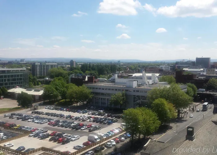 Hotel Express Centre By Ihg 3*