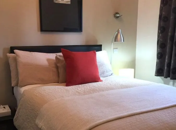 Guest house Park Crescent Hotel Manchester