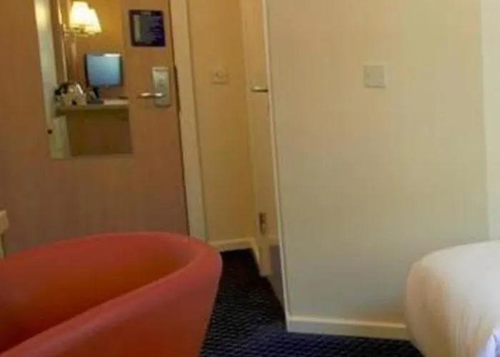 Travelodge Ancoats Hotel 3*