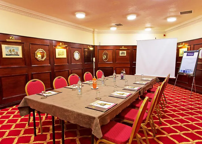 Hotel Britannia & 3*