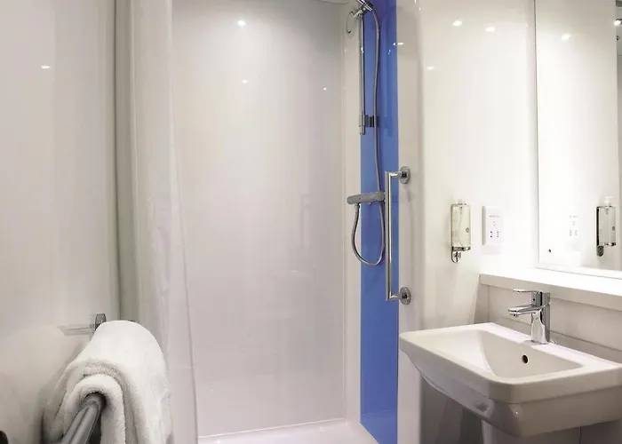 Travelodge Upper Brooks Street 3* 曼彻斯特