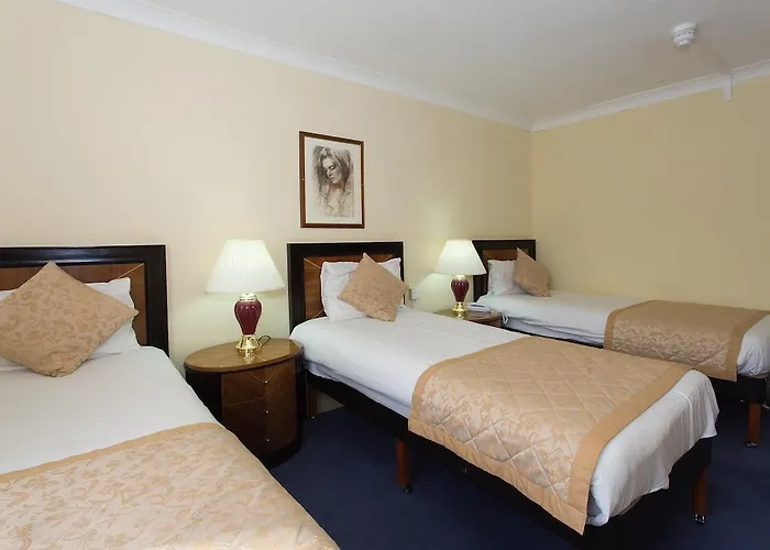 Britannia & Hotel 3*