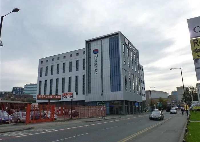 Travelodge Arena 3* Manchester